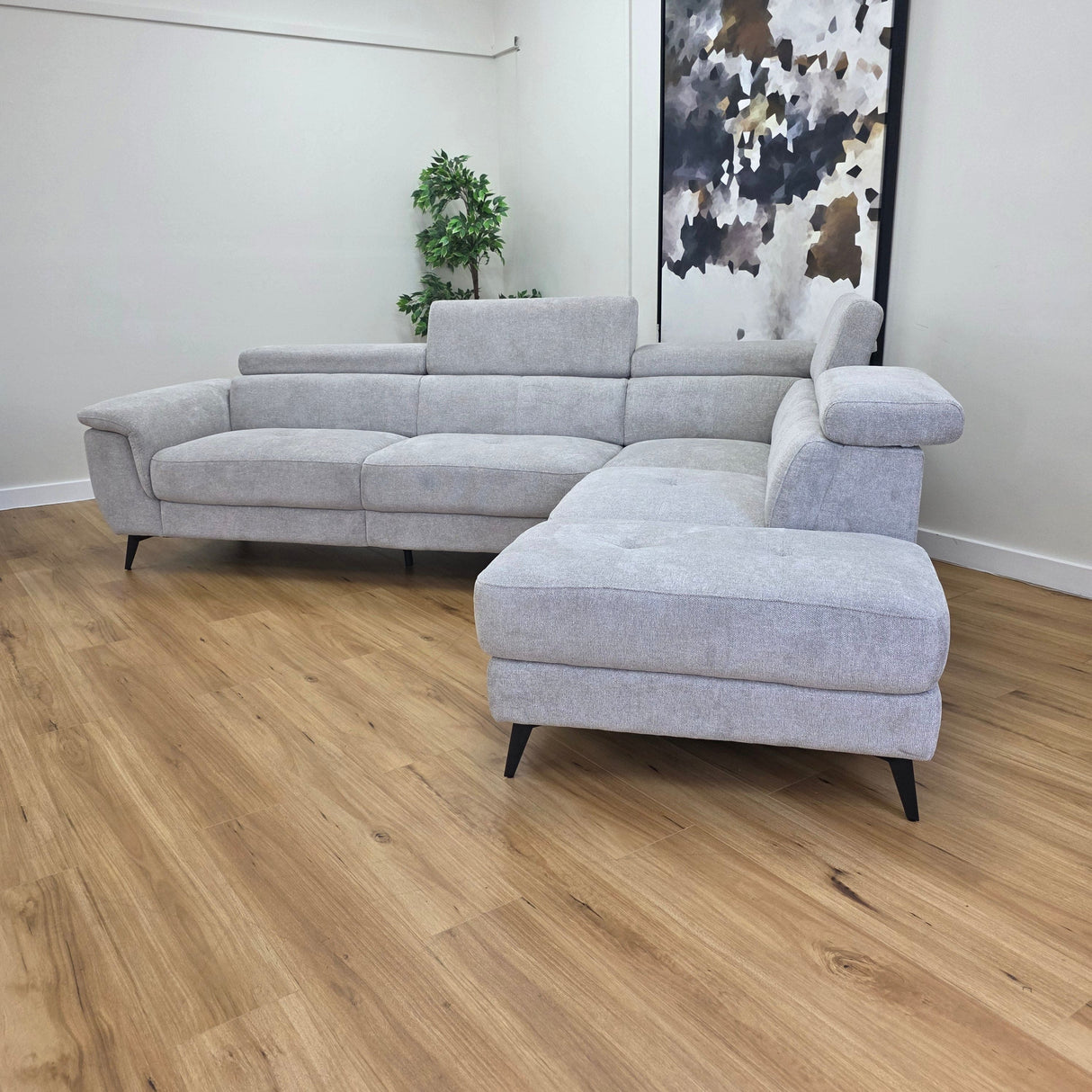 ARIA Chaise Lounge (Beige)