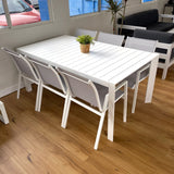 PONTEE Outdoor Dining Table & Chairs