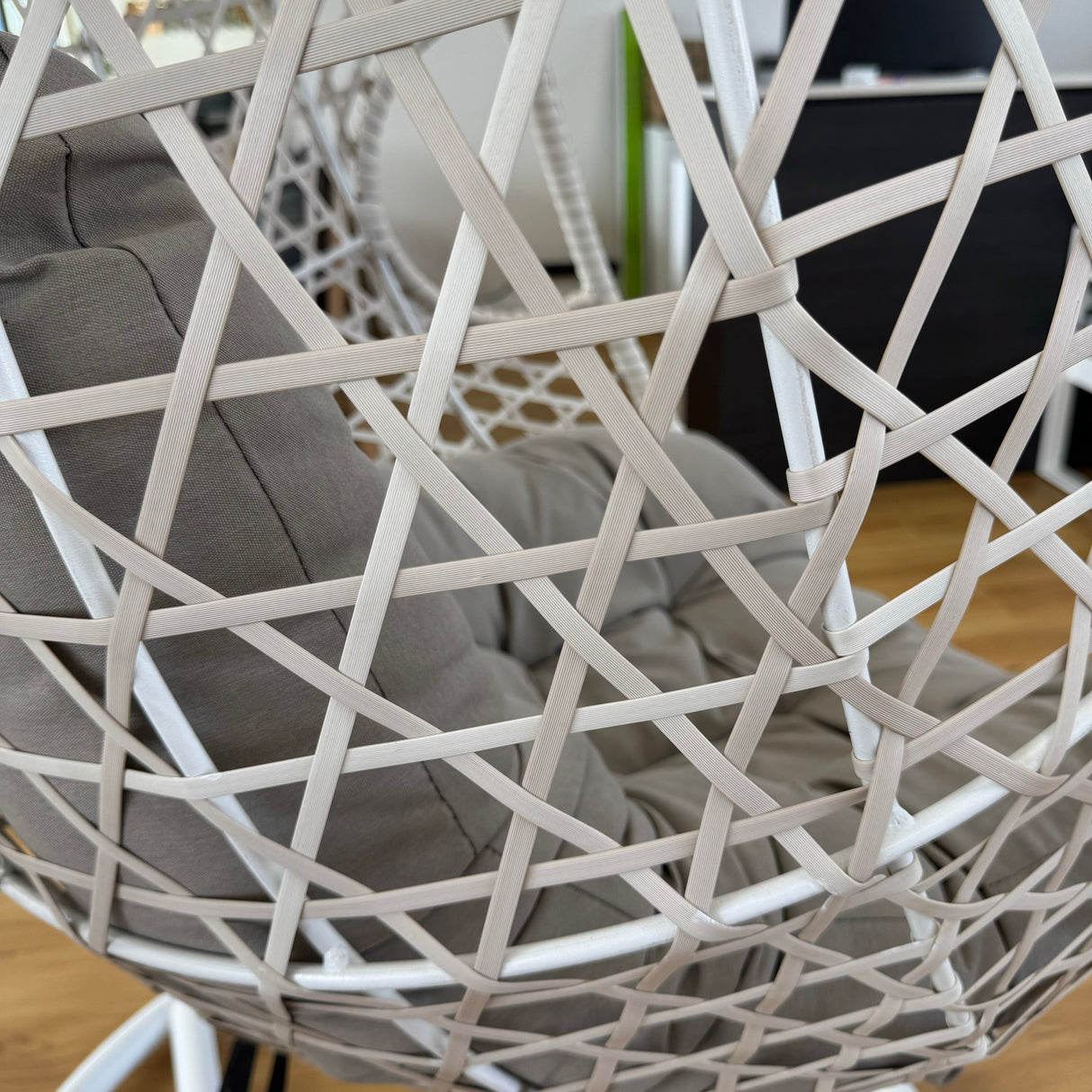 LUX Egg Chair - White