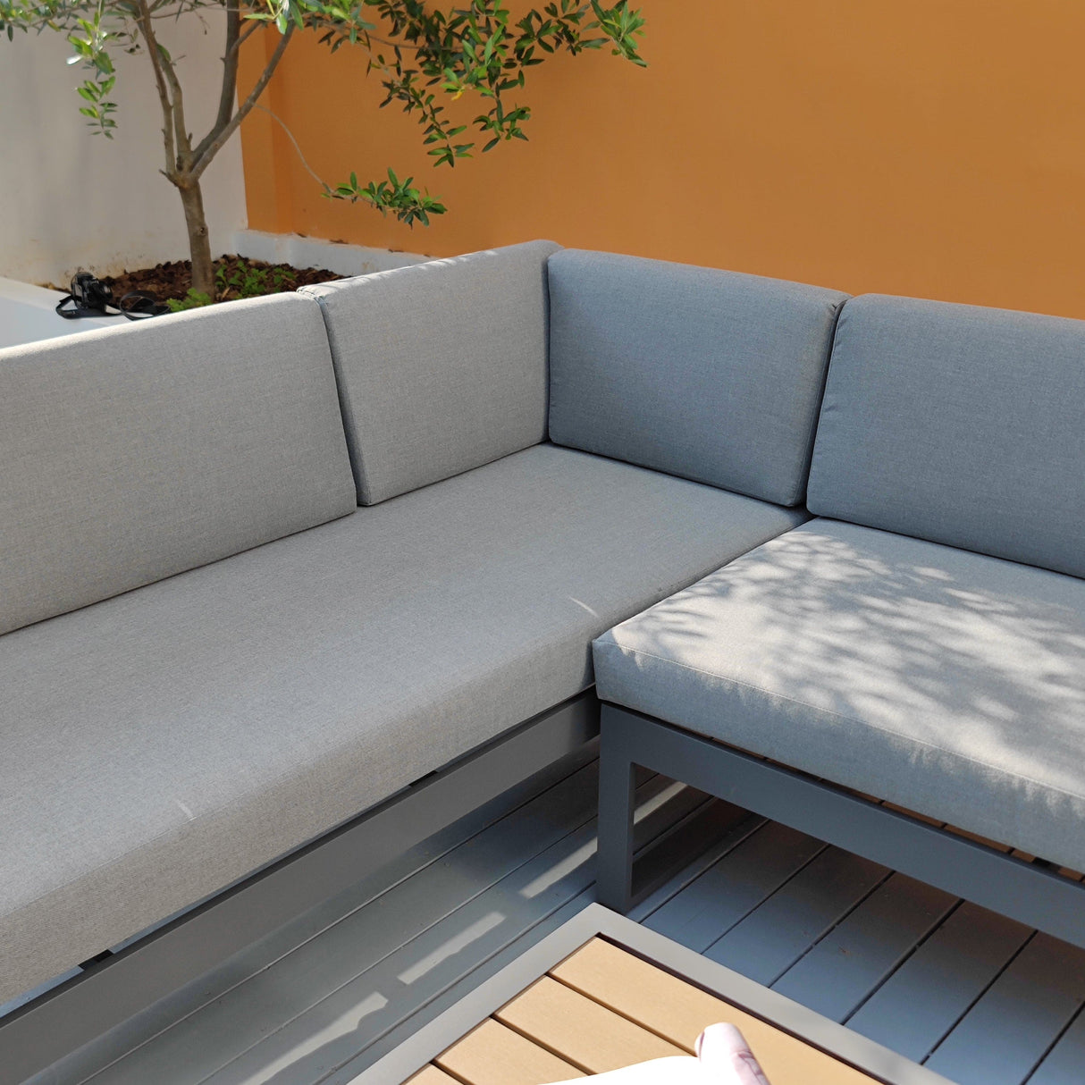 CAESAR Outdoor Lounge (Charcoal)