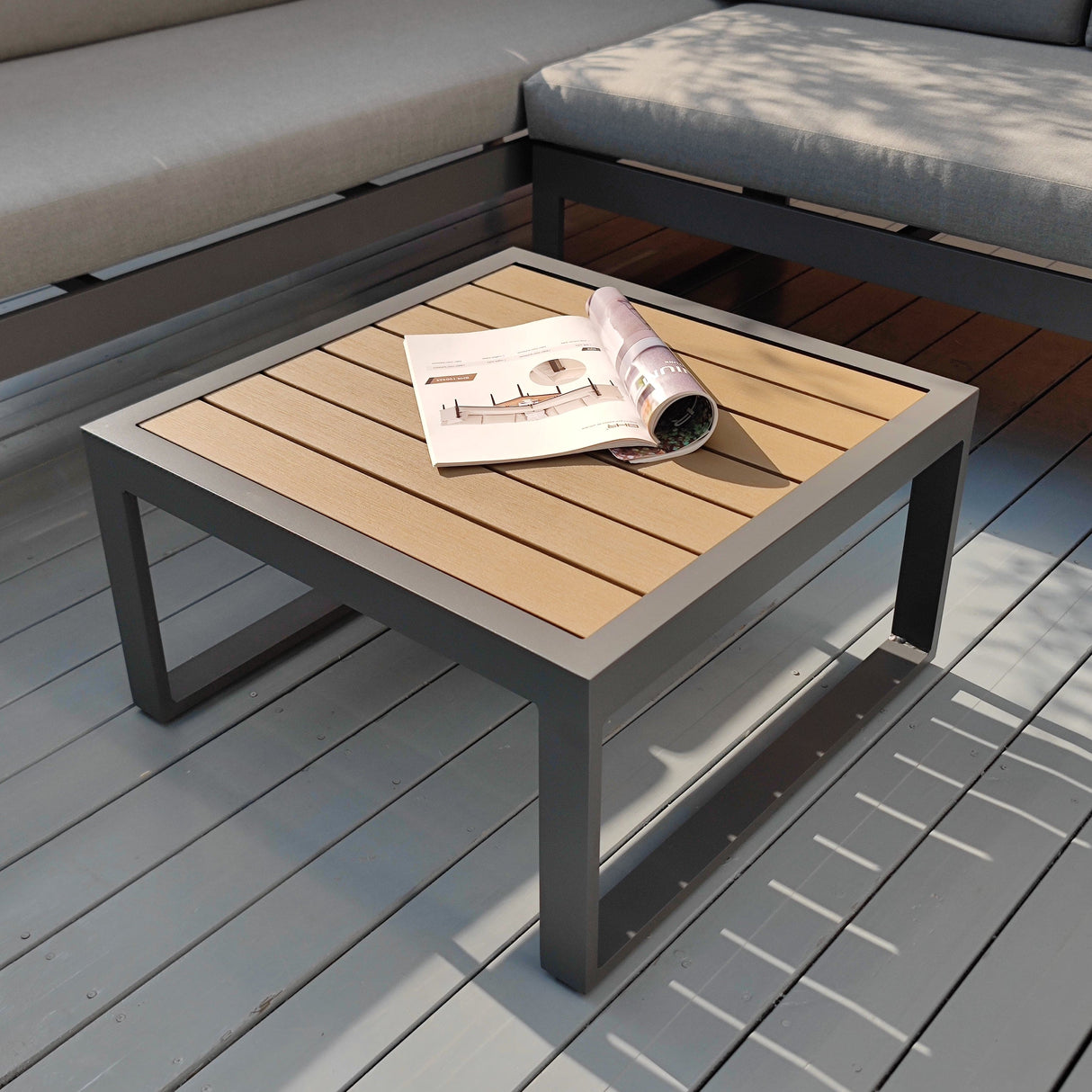 CAESAR Outdoor Lounge (Charcoal)