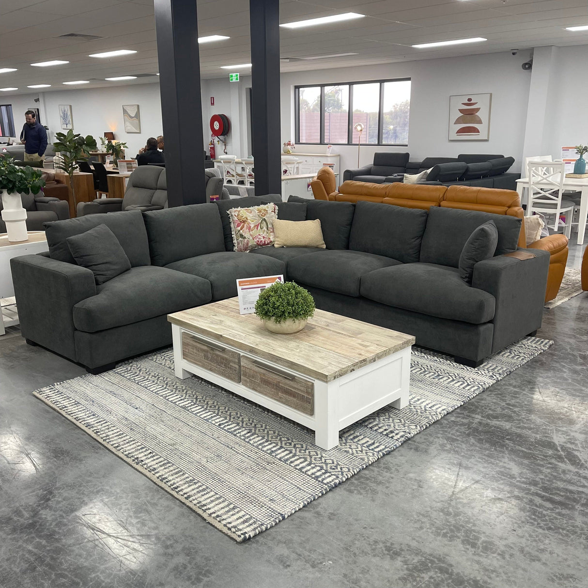 HASTINGS Lounge (Dark Grey)